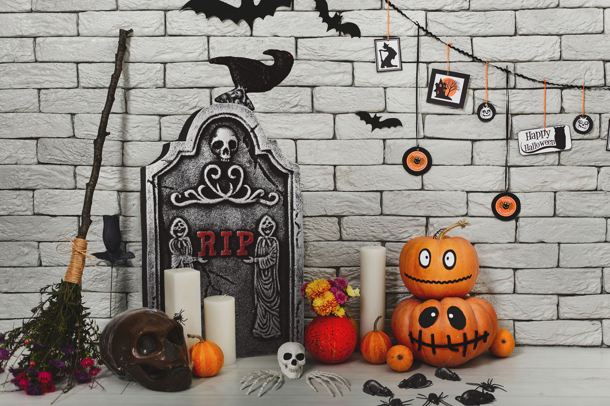 Witchwood™ Nifti Nest 26 Pcs Halloween Decorations Graveyard Tombstones, Halloween Yard Decorations, Home Outdoor Party Favors