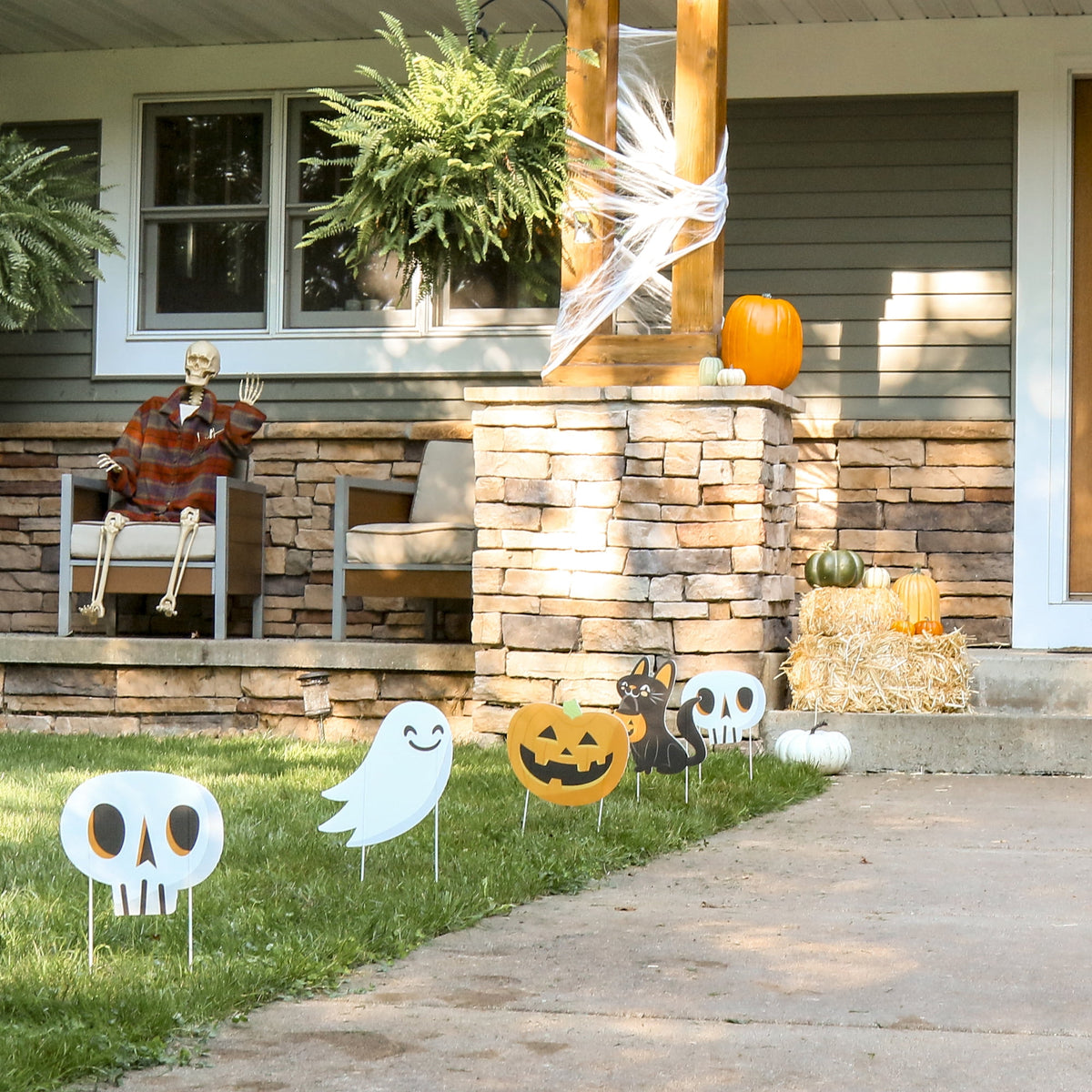 Witchwood™ Big Dot of Happiness Jack-O'-Lantern Halloween - Black Cat Ghost Skull & Witch Hat Lawn Decor - Outdoor Kids Halloween Party Yard Decorations - 10 Pc