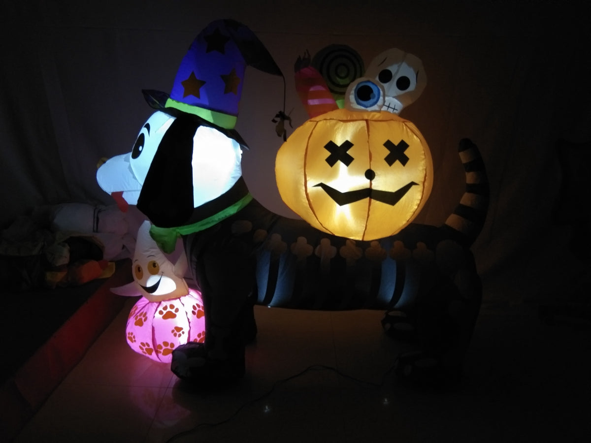 Witchwood™ 5 FT Inflatable Halloween Dog
