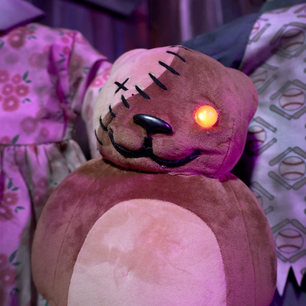 Witchwood™ Apocalypse Twins Halloween Animatronics with Red Eyes & Head Sync, 3-Ft