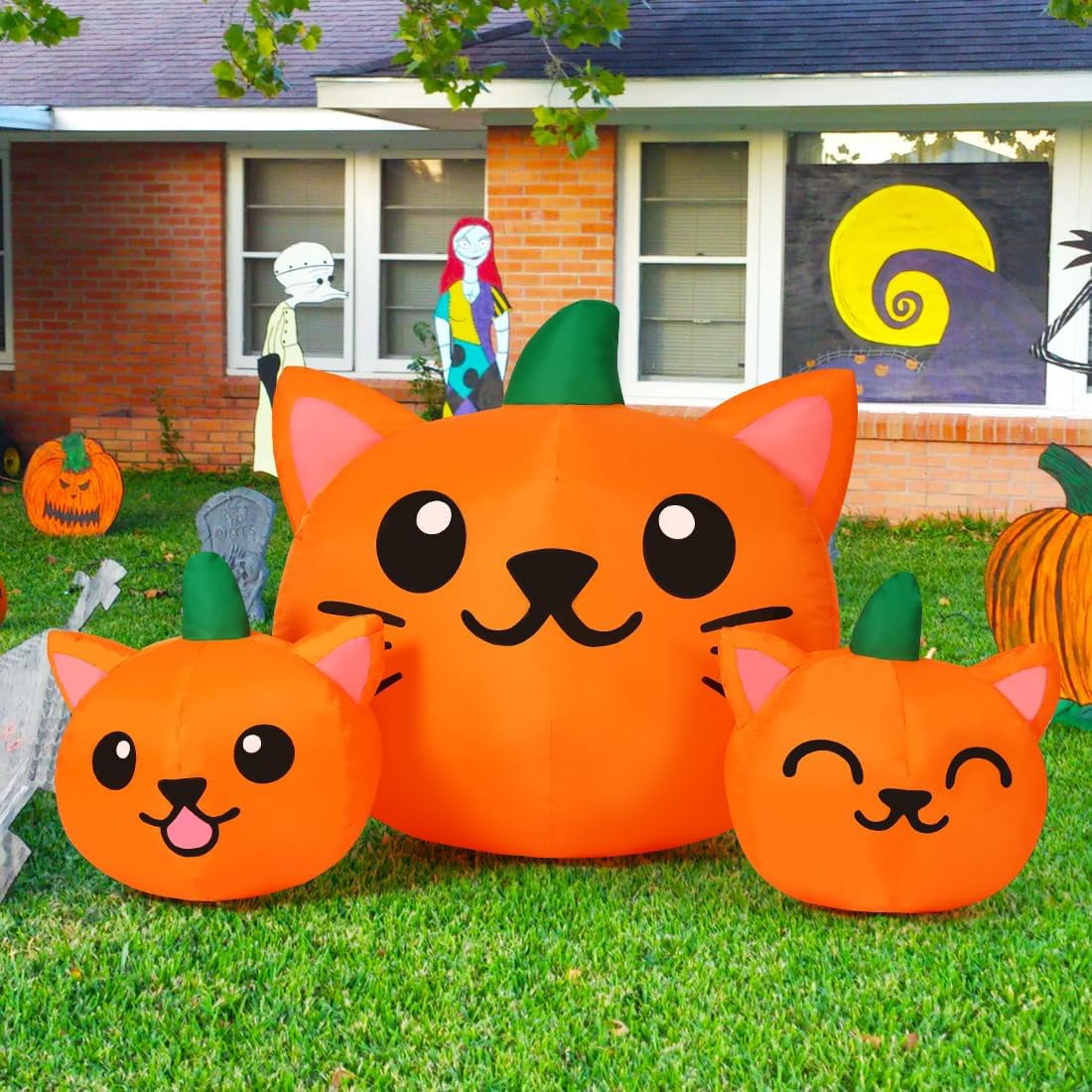 Witchwood™ COMIN Halloween Inflatable 5 FT Long Three Pumpkin Cat Head Combo with Built-in LEDs, Blow Up Yard Decoration for Holiday Party Indoor, Outdoor, Yard, Garden, Lawn
