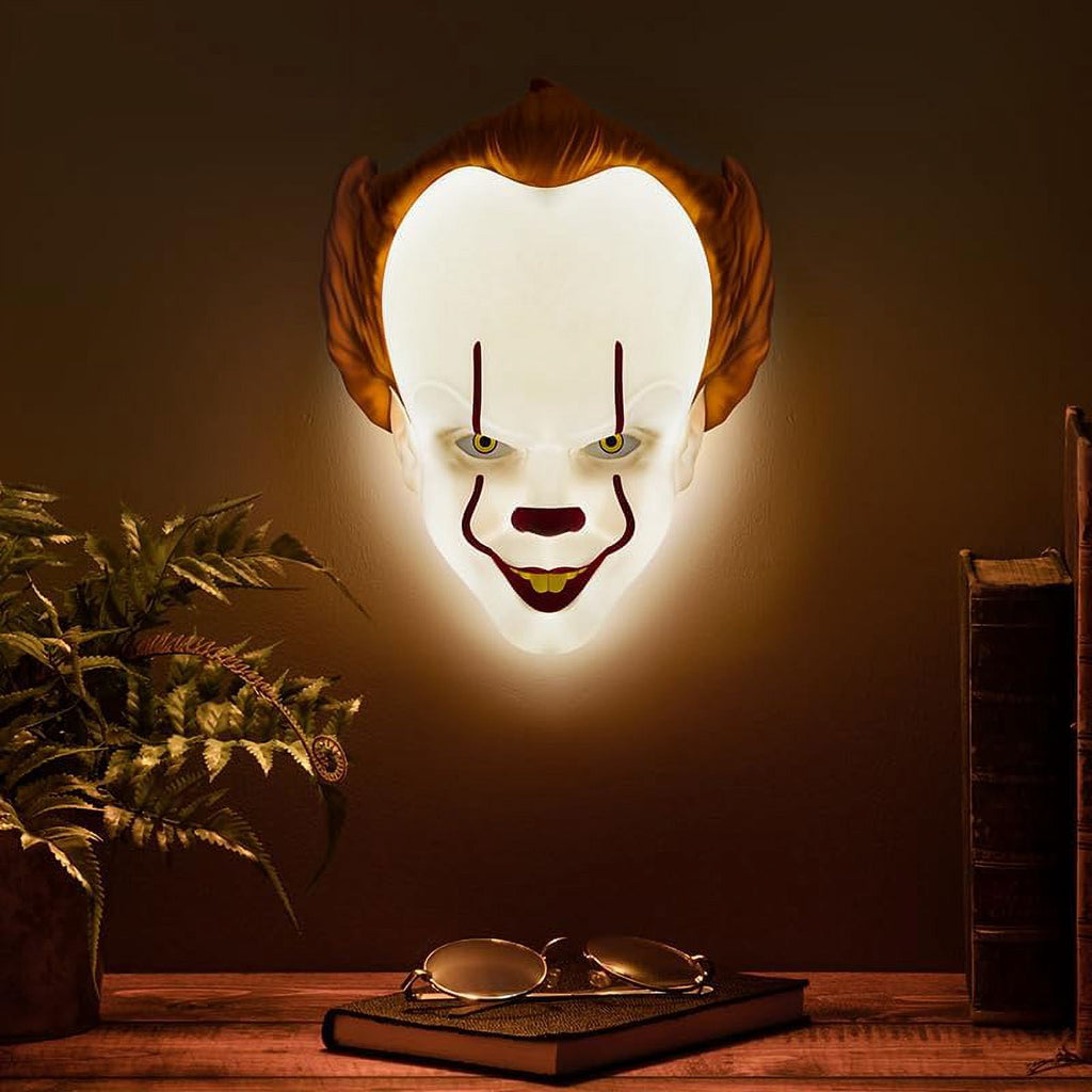 Witchwood™ Paladone Halloween White Pennywise Mask, 15.5" x 18.2"