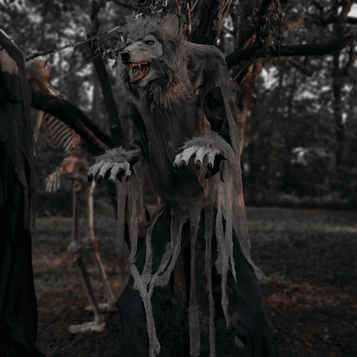 Witchwood™ 7 ft Tall Motion-Activated Towering Werewolf, Premium Halloween Animatronic, Plug-In, HHTWRWOLF-1FLSA