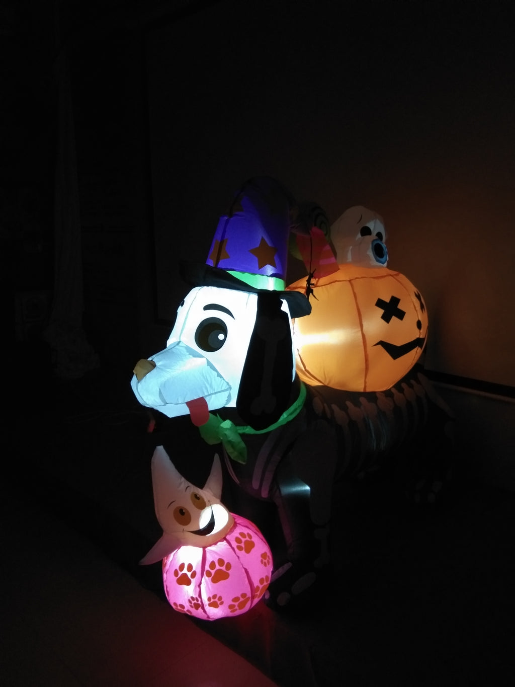 Witchwood™ 5 FT Inflatable Halloween Dog
